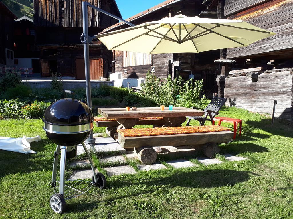 Alpensonne Appartement Reckingen Buitenkant foto